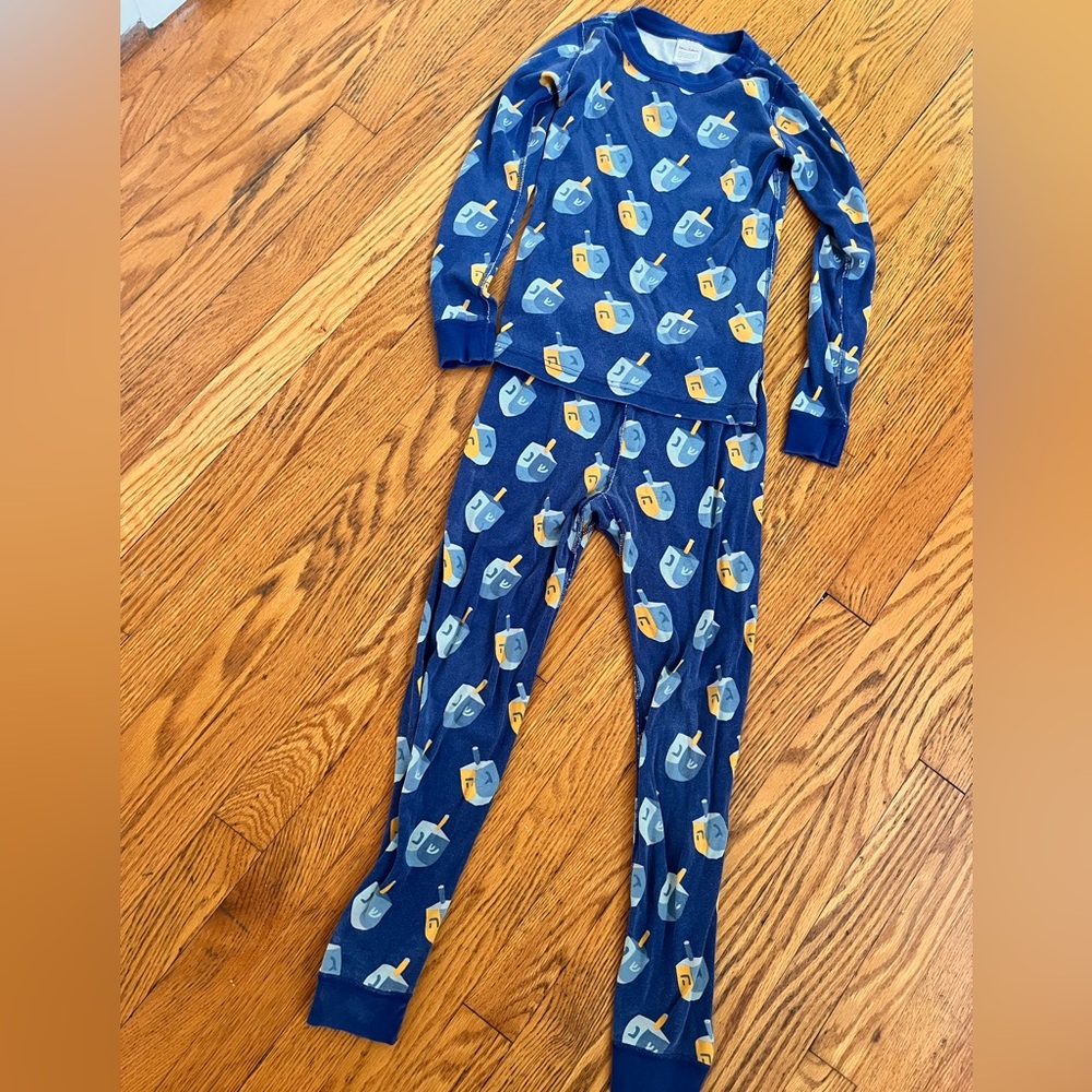 Hanna Andersson Hanukkah Dreidel pajamas long sleeved size 130 US 8 G-VGUC